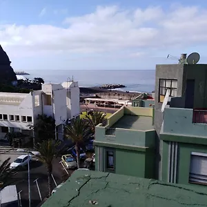 https://apartment-tazacorte-beach.in-canary-islands.com