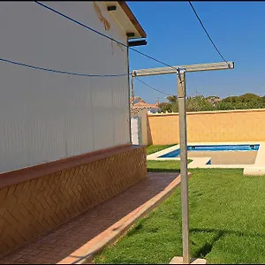 https://bungalow-en-conil-con-piscina.es-andalucia.com
